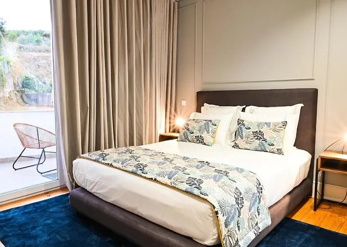 6/4 De Bed & Breakfast